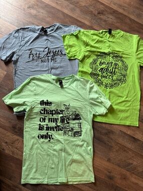 Women’s Humor Small T-shirt Lot